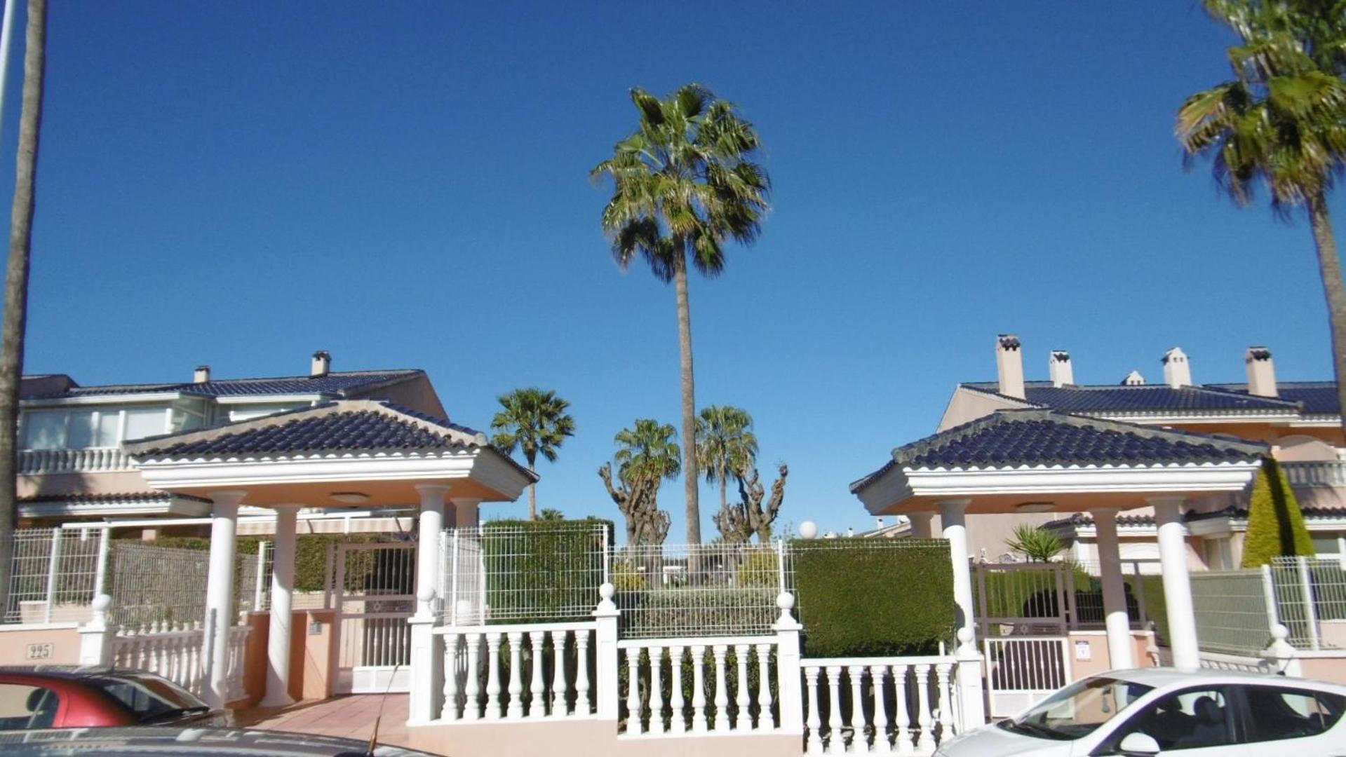 Gran Alicante Bungalow In Beach Resort Puerto Marino Extérieur photo